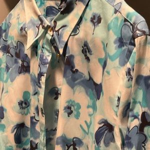 Chaps Womens blouse. Quarter sleeve.